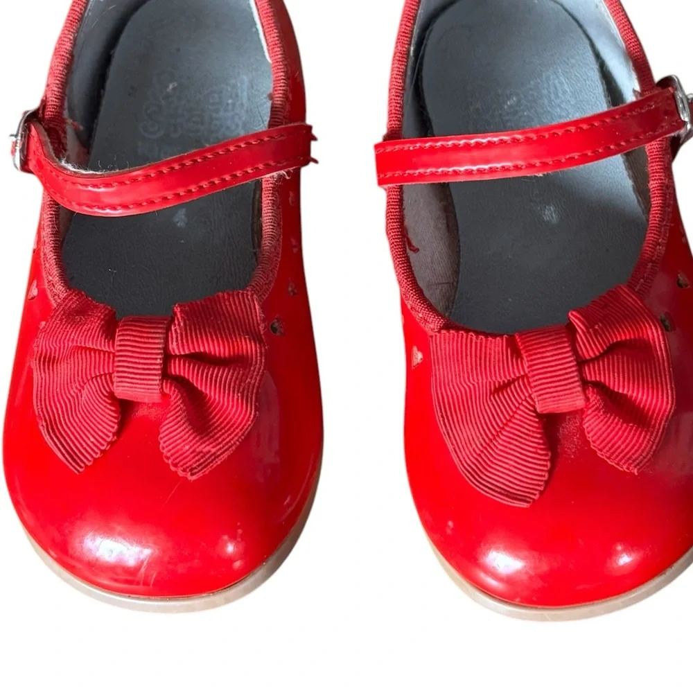 90s Vintage Small Steps Patent Leather Ruby Red Mary Janes Size 4